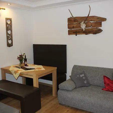 Apartment Lasshofer *